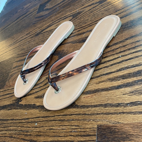 Banana Republic Tortoise Print Sandals-6 - Picture 5 of 7